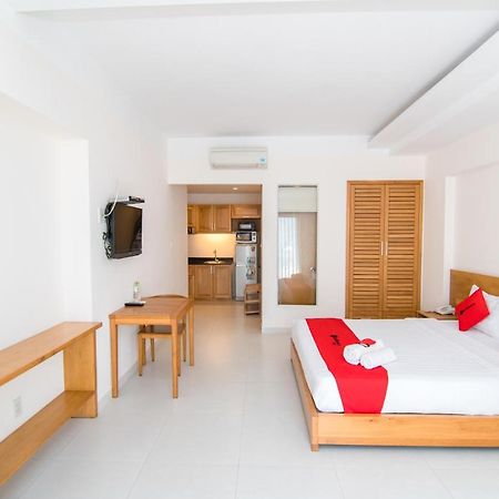 Reddoorz Plus Near Secc D7 Thành Pho Ho Chí Minh Esterno foto