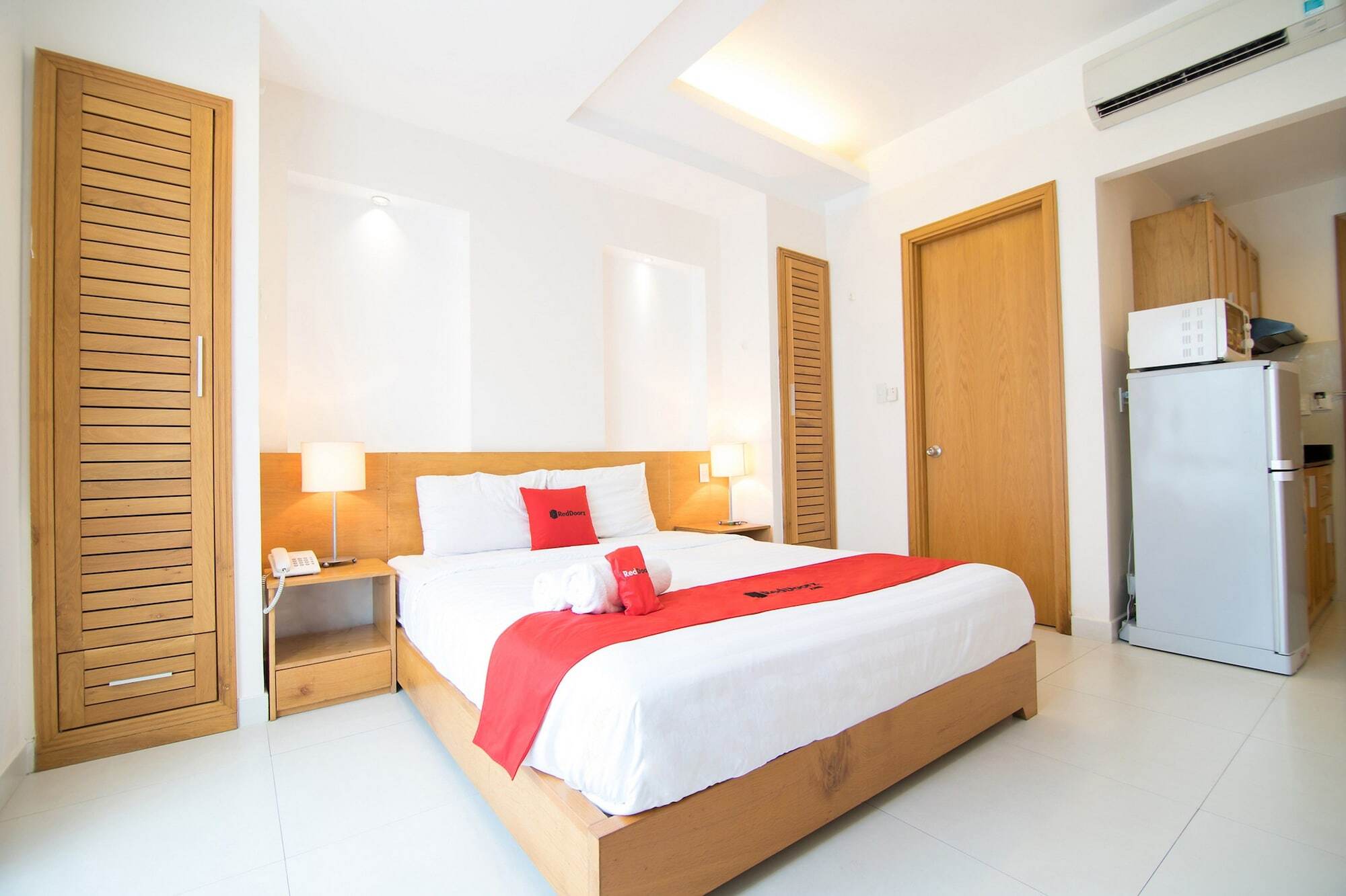 Reddoorz Plus Near Secc D7 Thành Pho Ho Chí Minh Esterno foto