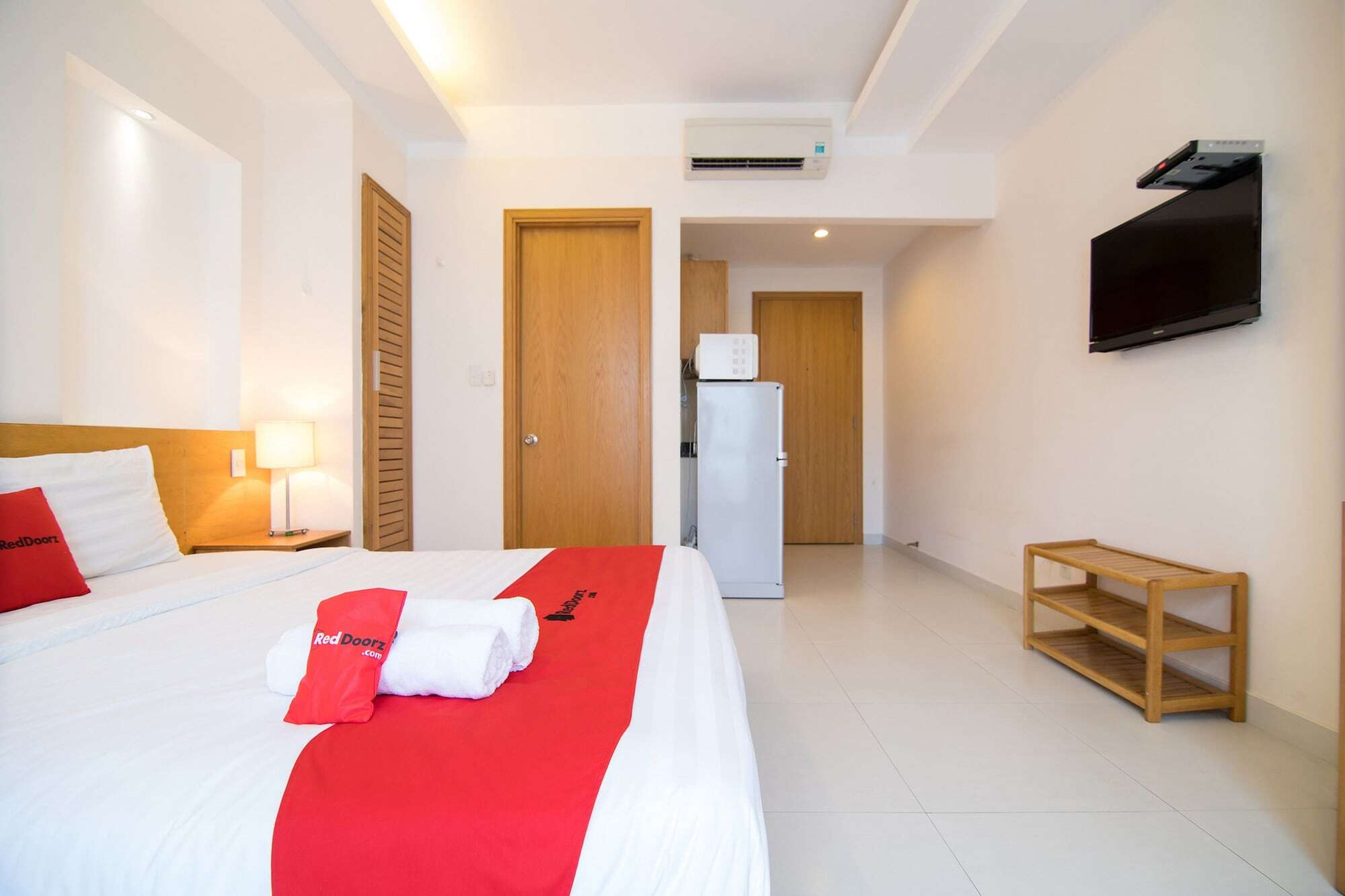 Reddoorz Plus Near Secc D7 Thành Pho Ho Chí Minh Esterno foto