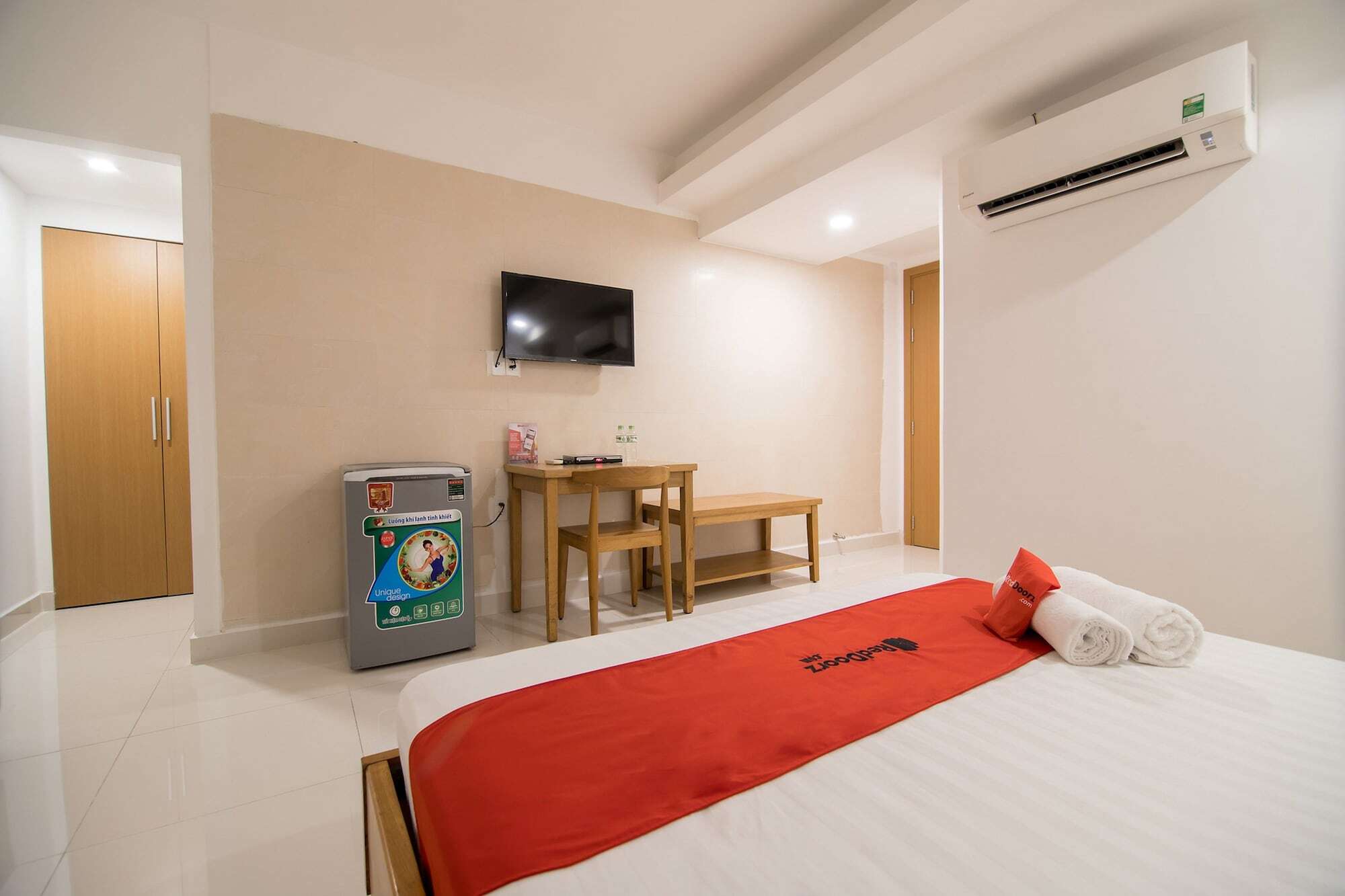 Reddoorz Plus Near Secc D7 Thành Pho Ho Chí Minh Esterno foto